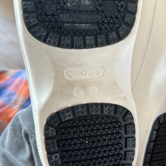 Crocs - Picture 3 of 3